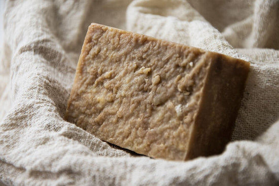 Săpun natural cu lapte de capră, 110gr(+/- 10gr) image 2