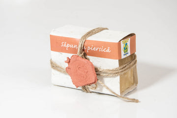 Săpun natural cu suc de piersică, 110gr(+/- 10gr) image 0