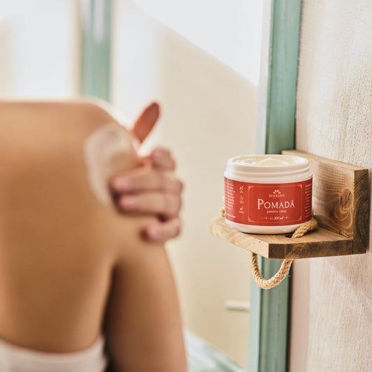 Pomadă - cremă hidratantă- de corp, 200 ml