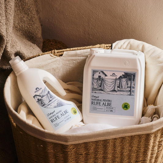 Detergent natural pentru rufe albe cu ulei esential de Mentă, 1500ml