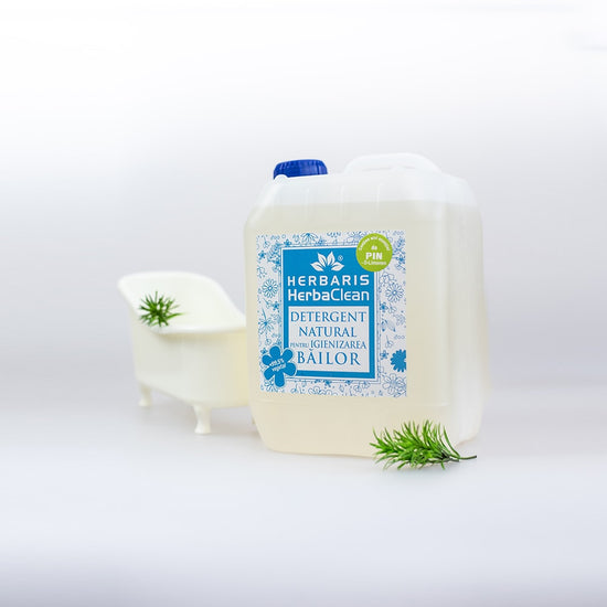 Detergent natural pentru igienizarea băilor cu ulei esential de Pin, 5L image 0