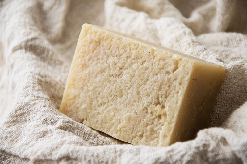 Săpun natural cu lavandă și spărtură de orez, 110gr(+/- 10gr) image 1