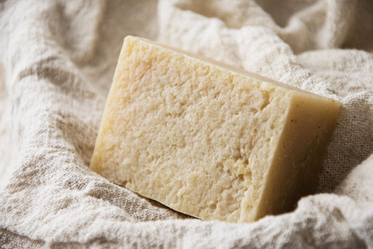 Săpun natural cu lavandă și spărtură de orez, 110gr(+/- 10gr) image 1